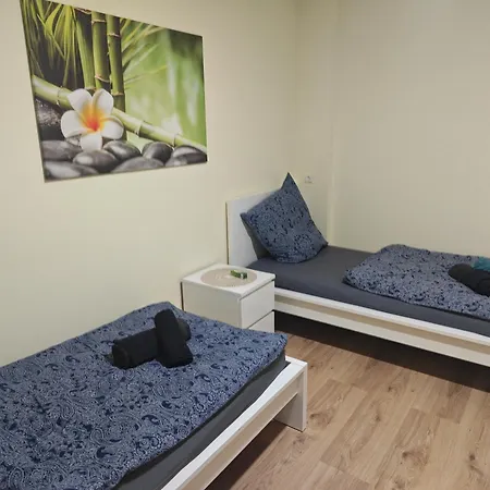 Appartement Work And Iam ,3 Schlafzimmer 6 Betten 90 Qm Neu Modernisiert *