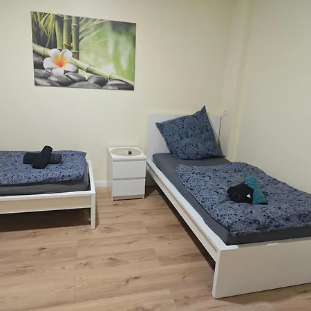 Work And Iam ,3 Schlafzimmer 6 Betten 90 Qm Neu Modernisiert *